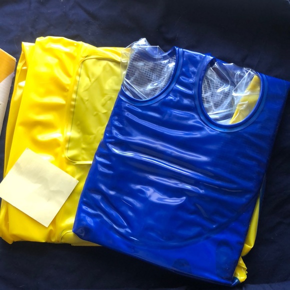 Pool floaty - Picture 3 of 3